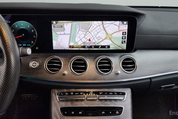 2022 Mercedes-Benz E-Класс с пробегом 46 861 км