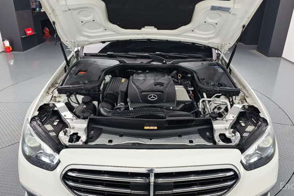 2021 Mercedes-Benz E-Класс с пробегом 46 395 км