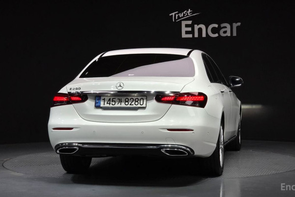 2022 Mercedes-Benz E-Класс с пробегом 66 132 км