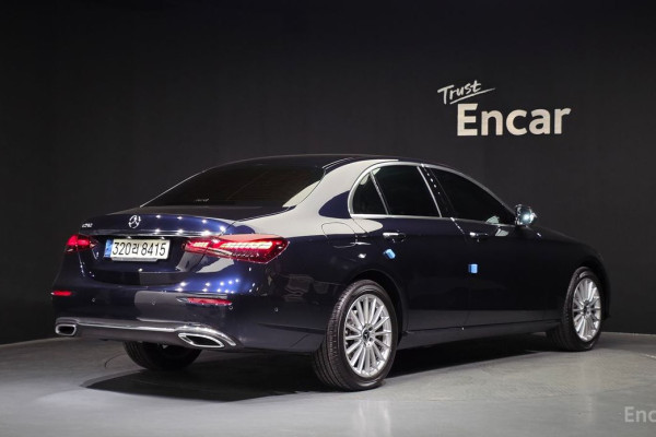 2022 Mercedes-Benz E-Класс с пробегом 51 004 км