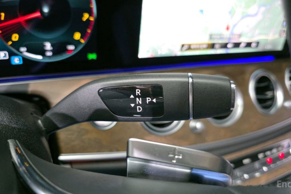 2022 Mercedes-Benz E-Класс с пробегом 51 004 км