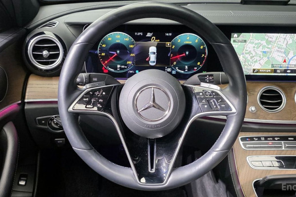 2022 Mercedes-Benz E-Класс с пробегом 51 004 км