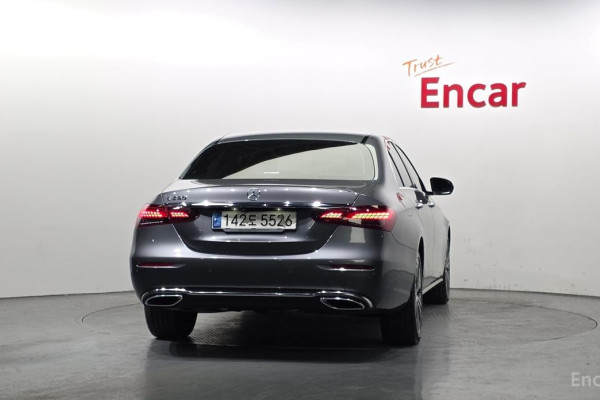 2021 Mercedes-Benz E-Класс с пробегом 54 226 км