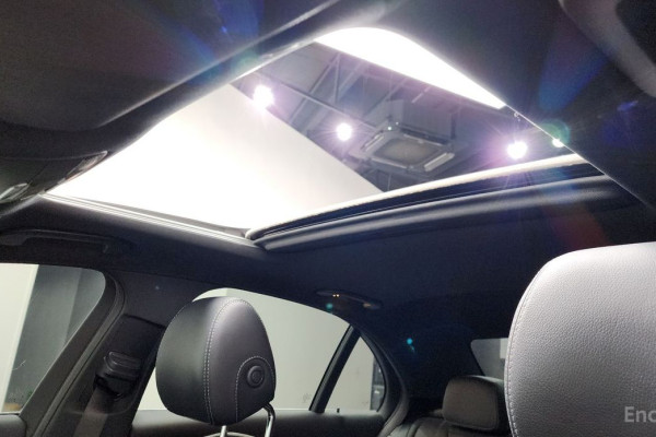 2022 Mercedes-Benz E-Класс с пробегом 63 207 км