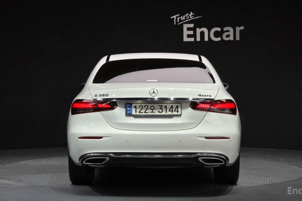 2022 Mercedes-Benz E-Класс с пробегом 68 967 км