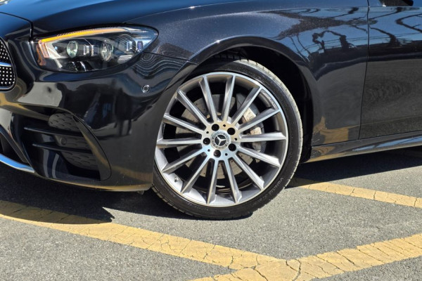 2022 Mercedes-Benz E-Класс с пробегом 69 325 км