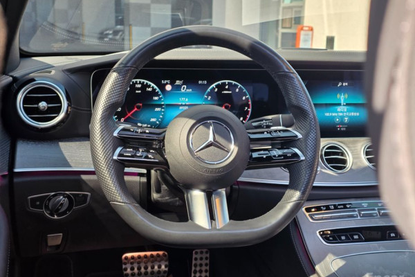 2022 Mercedes-Benz E-Класс с пробегом 69 325 км