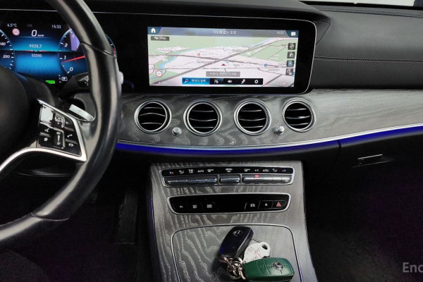 2022 Mercedes-Benz E-Класс с пробегом 53 250 км