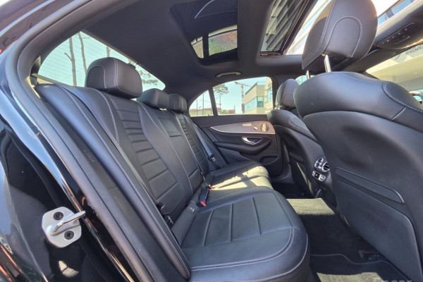 2022 Mercedes-Benz E-Класс с пробегом 69 325 км