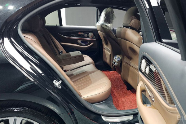 2022 Mercedes-Benz E-Класс с пробегом 50 498 км