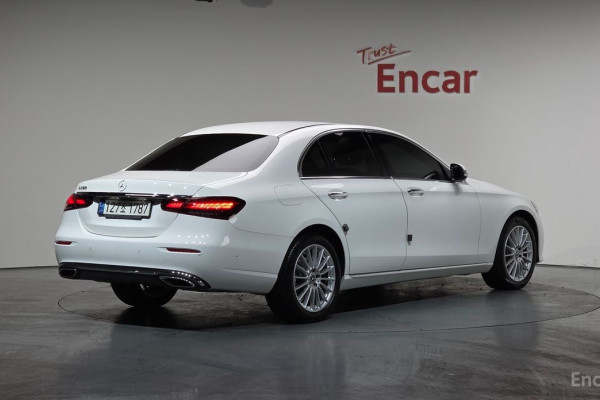 2022 Mercedes-Benz E-Класс с пробегом 47 020 км