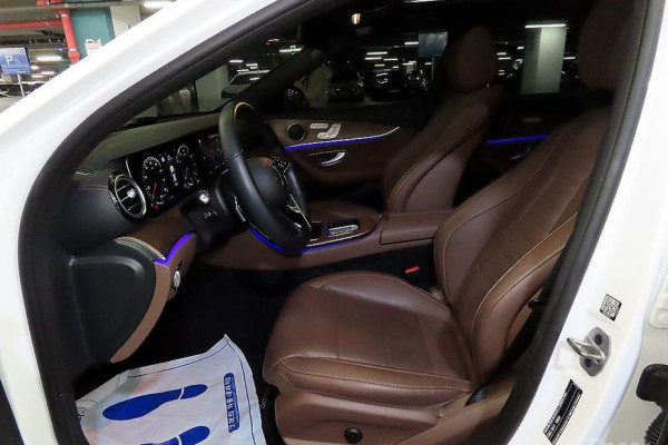 2022 Mercedes-Benz E-Класс с пробегом 61 077 км