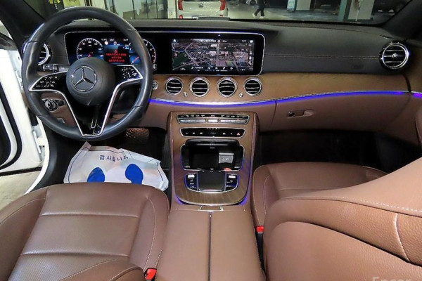 2022 Mercedes-Benz E-Класс с пробегом 61 077 км