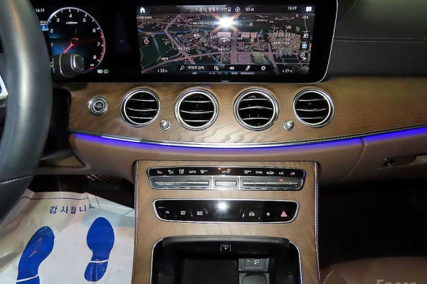 2022 Mercedes-Benz E-Класс с пробегом 61 077 км