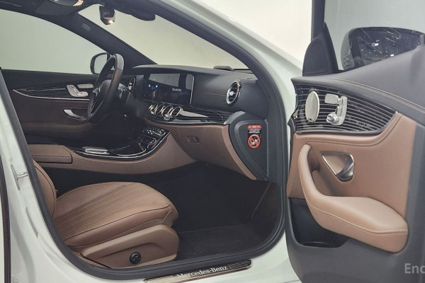 2021 Mercedes-Benz E-Класс с пробегом 67 020 км