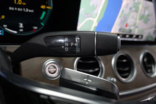 2022 Mercedes-Benz E-Класс с пробегом 47 020 км