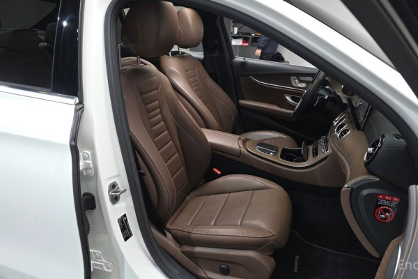 2022 Mercedes-Benz E-Класс с пробегом 47 020 км