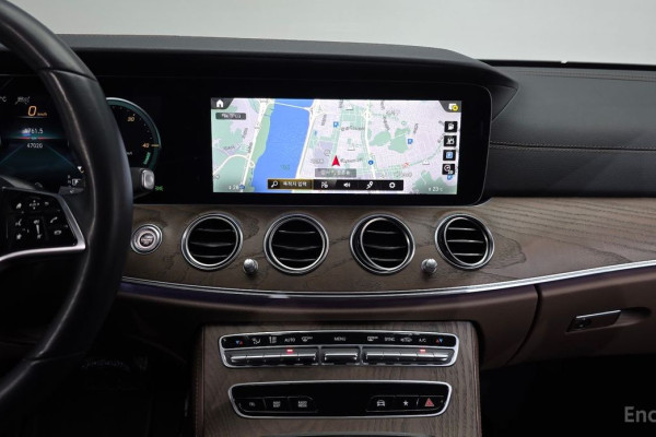 2022 Mercedes-Benz E-Класс с пробегом 47 020 км