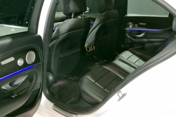 2022 Mercedes-Benz E-Класс с пробегом 48 000 км
