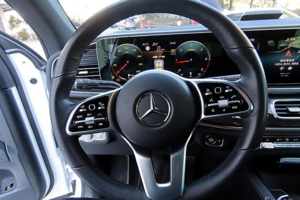 2022 Mercedes-Benz GLE с пробегом 46 243 км