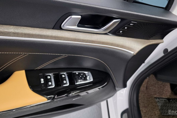 2022 Kia K5 с пробегом 45 964 км