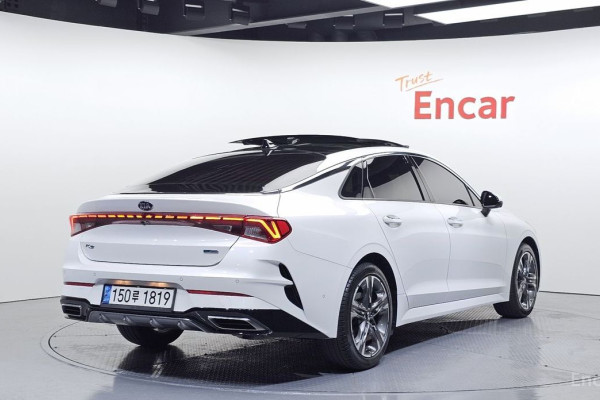 2021 Kia K5 с пробегом 66 898 км