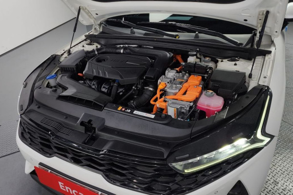 2022 Kia K5 с пробегом 83 493 км