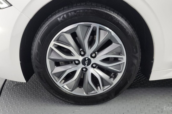 2022 Kia K5 с пробегом 104 544 км