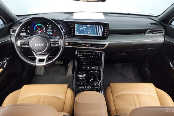 2022 Kia K5 с пробегом 83 493 км