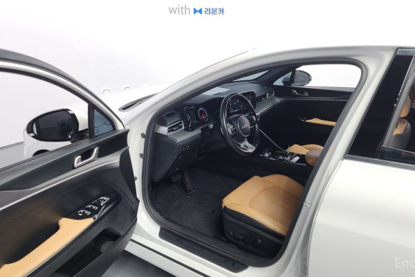 2022 Kia K5 с пробегом 83 493 км