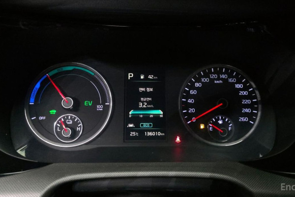 2021 Kia K5 с пробегом 136 010 км