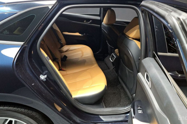 2021 Kia K5 с пробегом 136 010 км