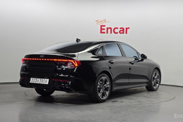 2021 Kia K5 с пробегом 49 872 км