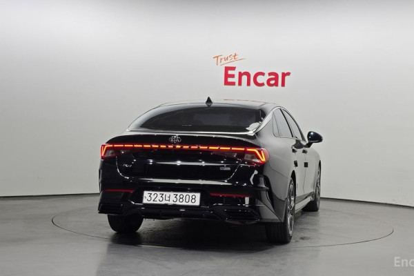 2021 Kia K5 с пробегом 49 872 км