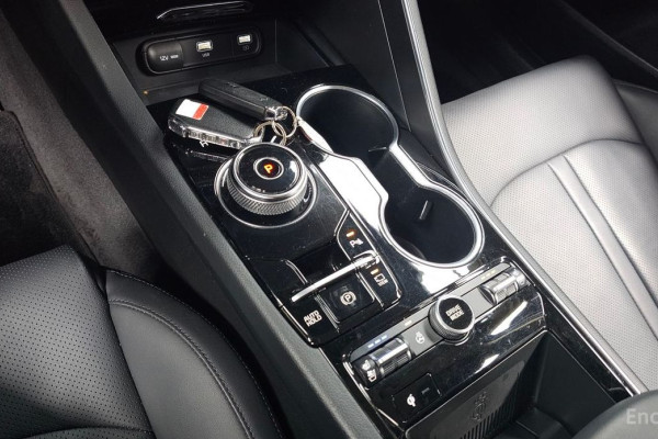 2022 Kia K5 с пробегом 57 899 км