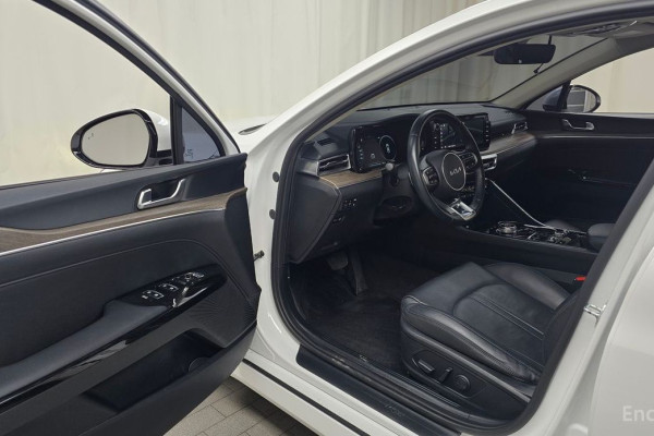 2022 Kia K5 с пробегом 57 899 км