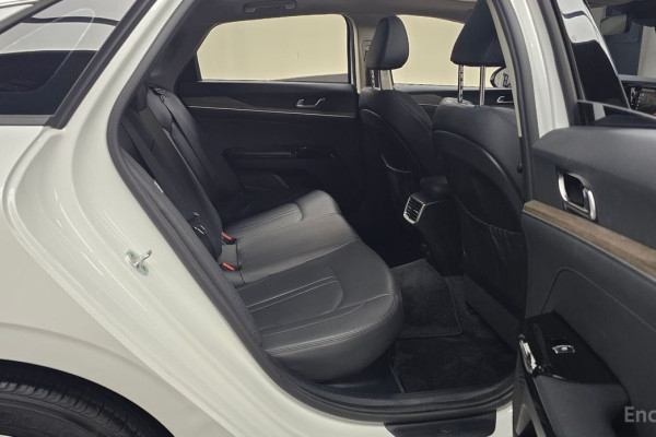 2022 Kia K5 с пробегом 57 899 км