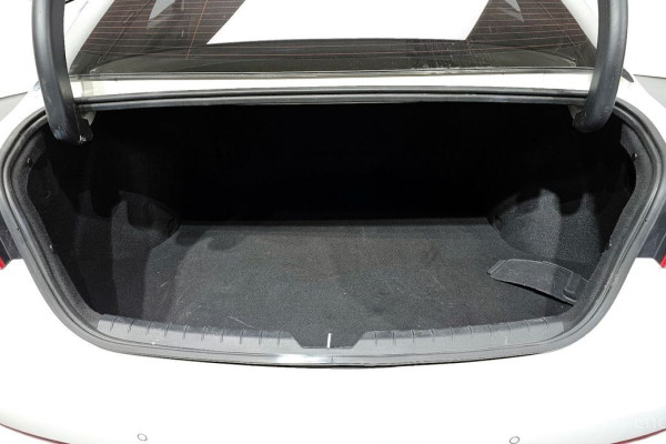 2022 Kia K5 с пробегом 114 336 км