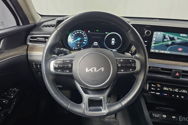 2022 Kia K5 с пробегом 57 899 км