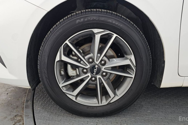 2022 Kia K3 с пробегом 35 433 км