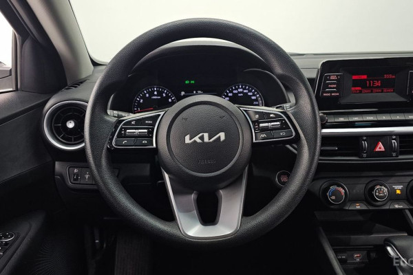 2022 Kia K3 с пробегом 35 433 км