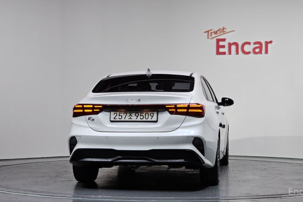 2021 Kia K3 с пробегом 76 650 км