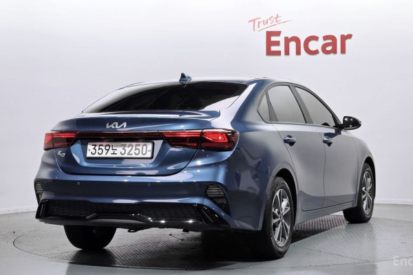 2022 Kia K3 с пробегом 81 233 км