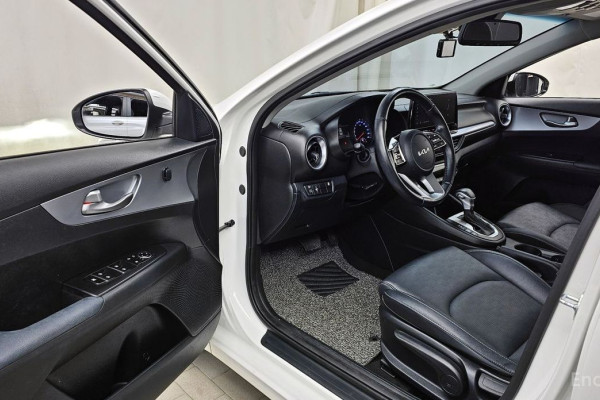 2021 Kia K3 с пробегом 76 650 км