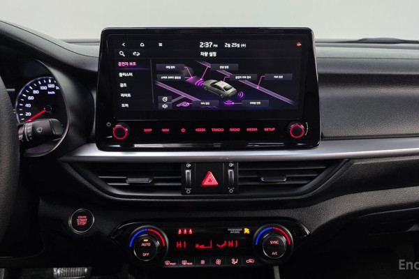 2022 Kia K3 с пробегом 81 233 км