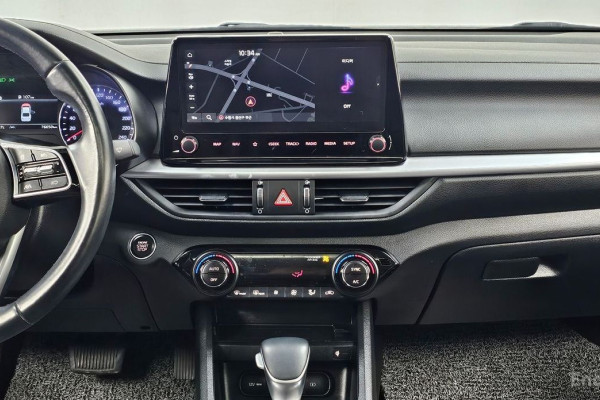 2021 Kia K3 с пробегом 76 650 км