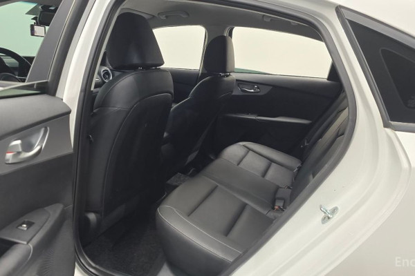 2021 Kia K3 с пробегом 95 218 км