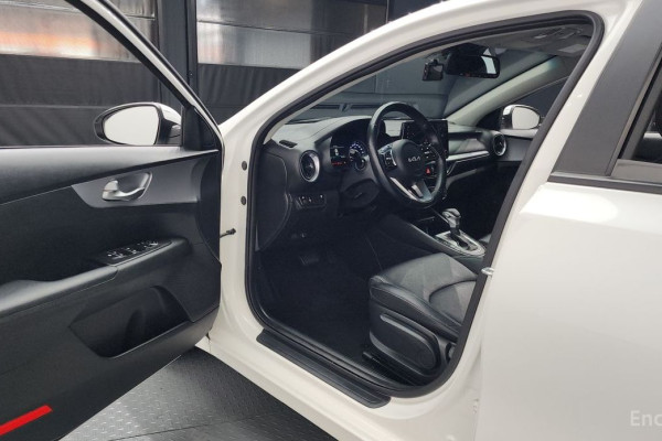 2022 Kia K3 с пробегом 106 259 км