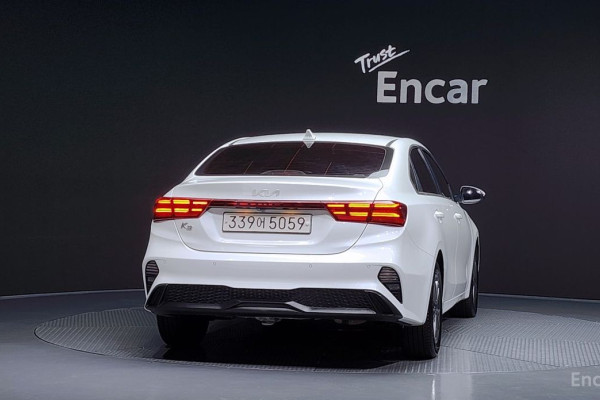 2021 Kia K3 с пробегом 110 228 км