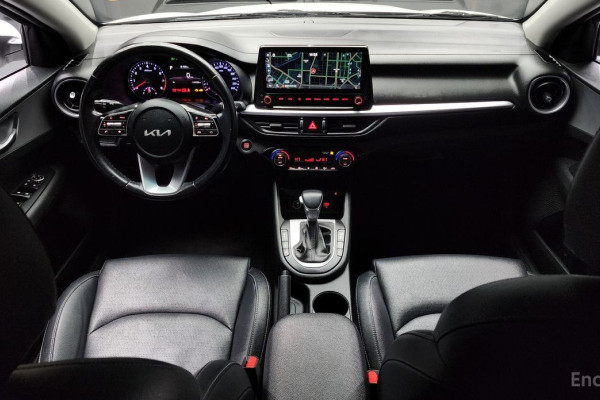 2021 Kia K3 с пробегом 110 228 км